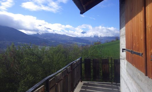 LOCAUX PROFESSIONNELS à CHÂTEAUROUX-LES-ALPES